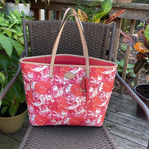 COACH Floral Metro Tote Bag - Picture 2 of 11